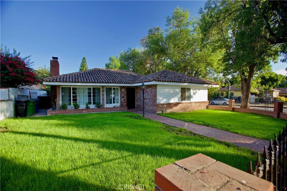 13888 Hubbard St, Sylmar, CA 91342 - photo 1