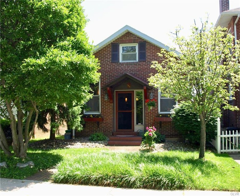 1918 W Greenleaf St, Allentown, PA 18104 - photo 1