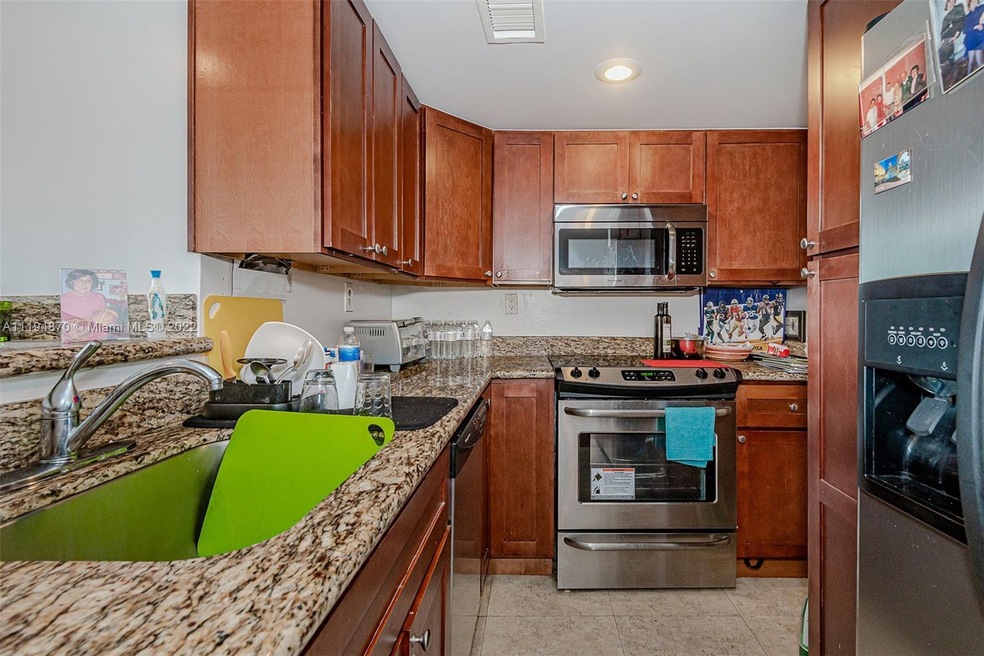 Sold $338,750 • Co-Listing Agent