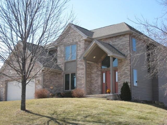 961 Autumn Woods Ln, Oregon, WI 53575 - photo 1