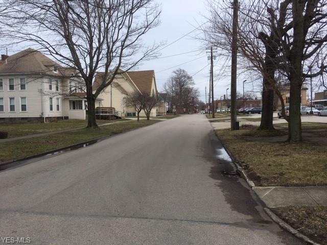 290 Sandusky St, Conneaut, OH 44030 - photo 1