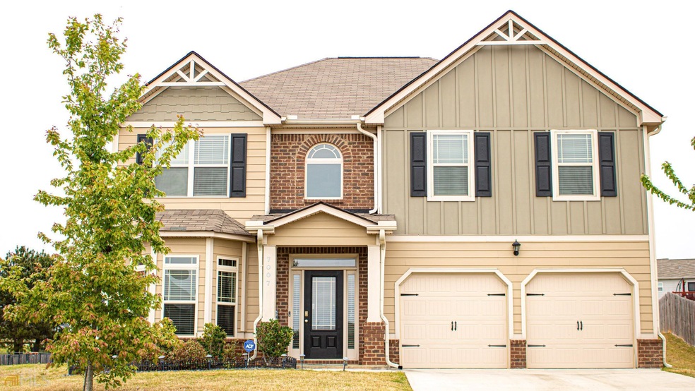 7007 Diamond Dr, Rex, GA 30273 - photo 1