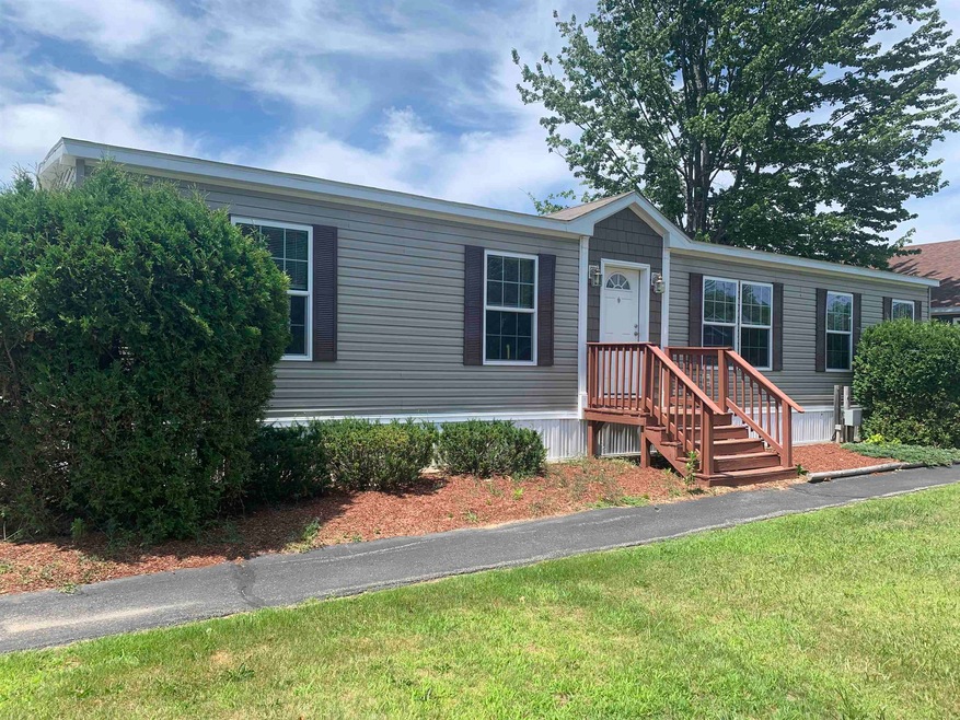 20 Royalcrest, Rochester, NH 03867 - photo 1