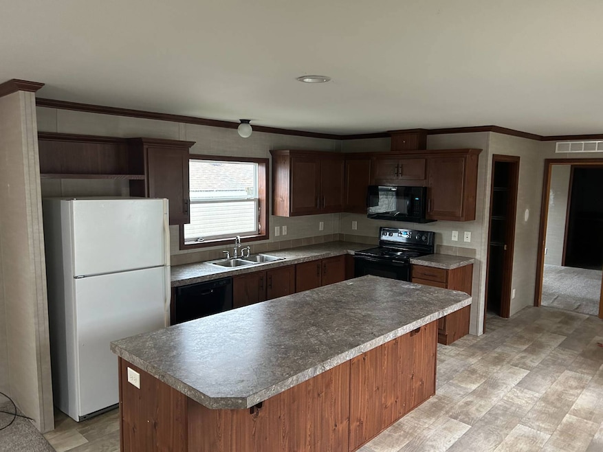 9428 Grand Ave unit 32, Duluth, MN 55808 - photo 1