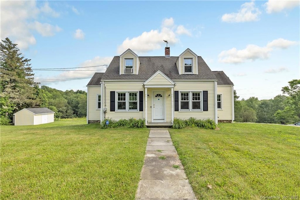 322 Leavenworth Rd, Shelton, CT 06484 - photo 1