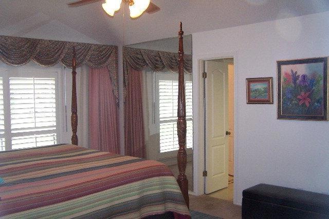 304 Karen Dr unit 354 of Phase 3, Alamo, TX 78516 - photo 1