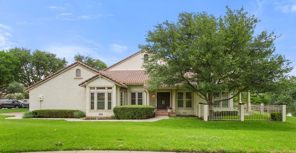 Under Contract $525,000