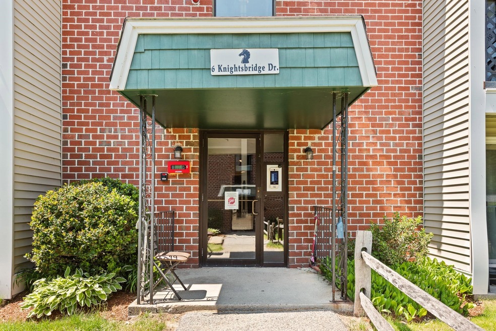 6 Knights Bridge Dr unit UJ204, Nashua, NH 03063 - photo 1
