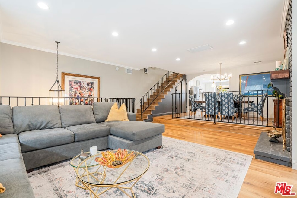 18100 Burbank Blvd unit 26, Tarzana, CA 91356 - photo 1