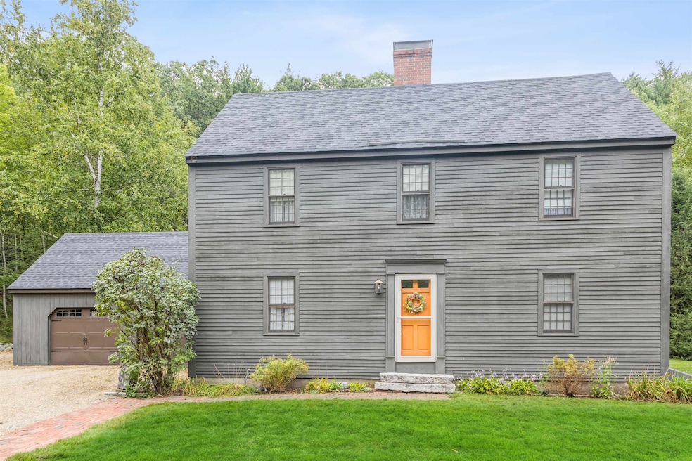 25 Old Manchester Rd, Amherst, NH 03031 - photo 1