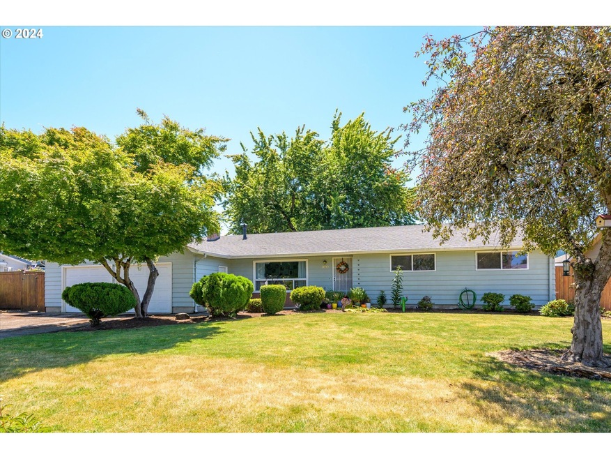 740 Silver Ln, Eugene, OR 97404 - photo 1