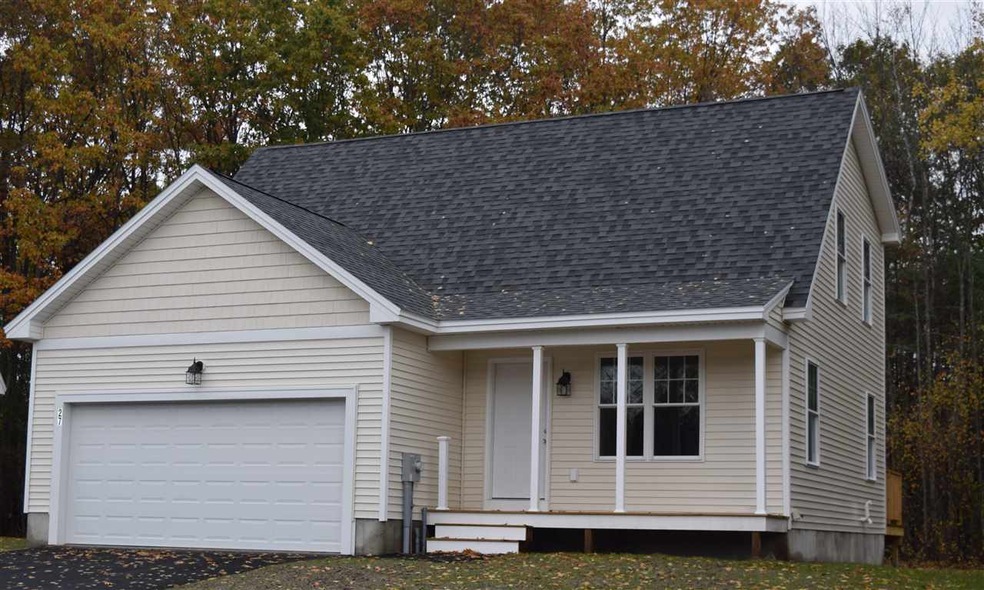 27 Millers Farm Dr, Rochester, NH 03868 - photo 1