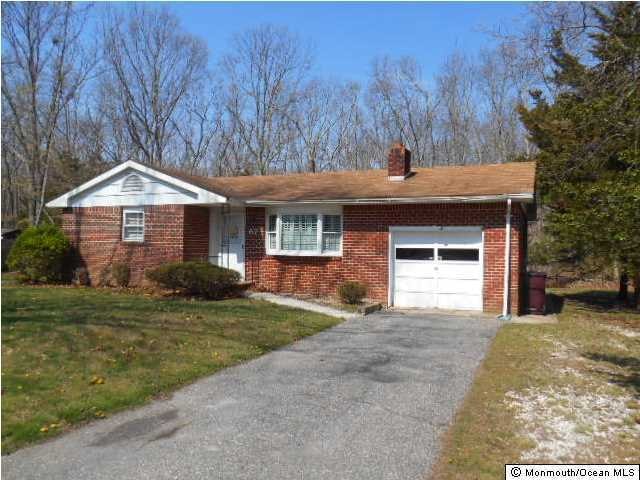 67 Scott Dr, Bayville, NJ 08721 - photo 1