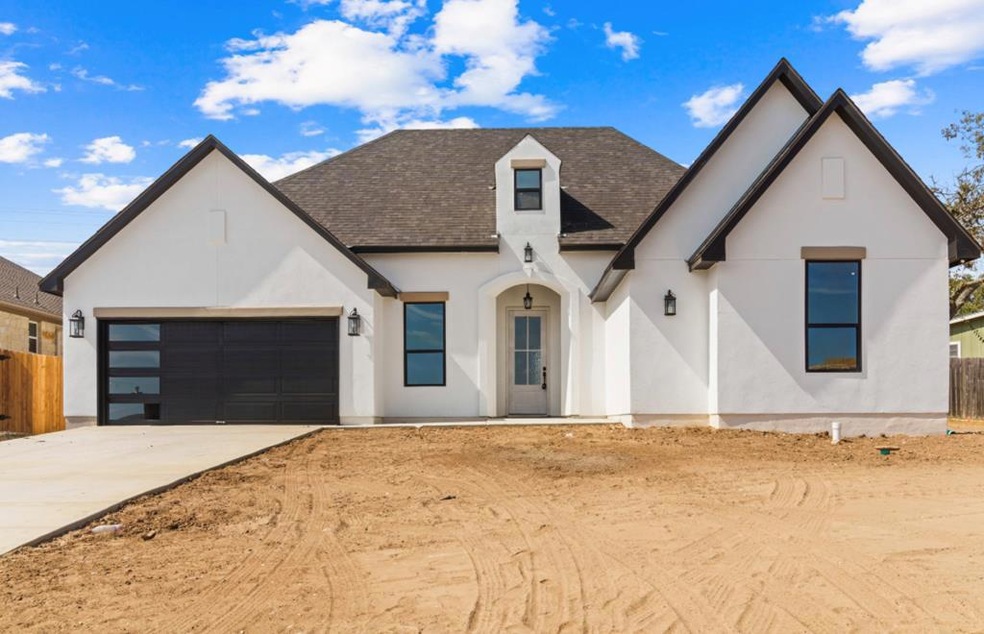 1608 Redwood Ct, Fredericksburg, TX 78624 - photo 1