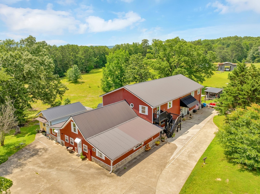 997 W 12th St, Chickamauga, GA 30707 - photo 1