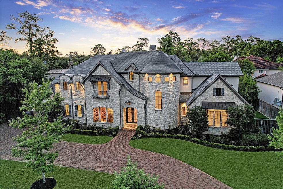 12014 Surrey Ln, Houston, TX 77024 - photo 1