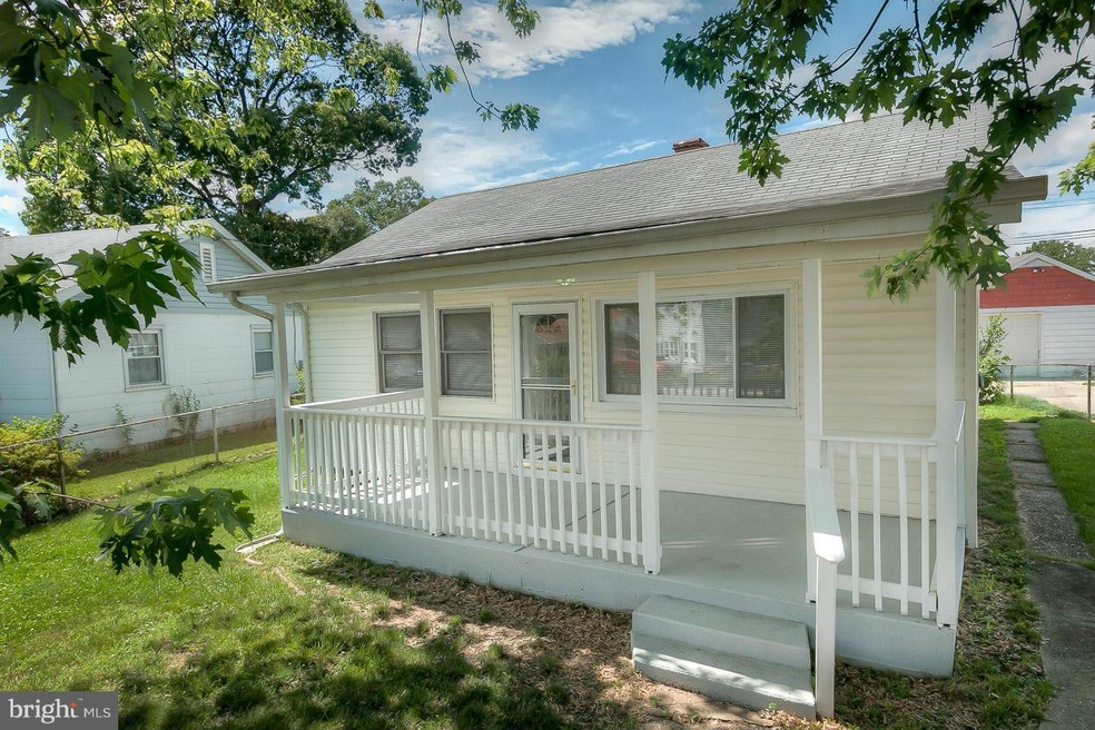 28 Yawmeter Dr, Middle River, MD 21220 - photo 1