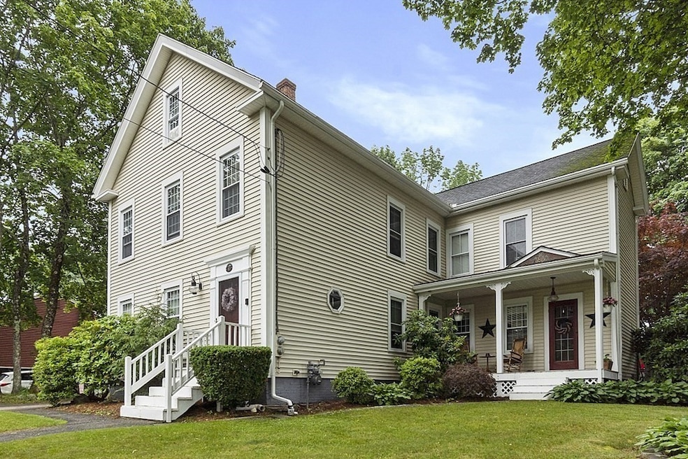 10 Holmes St, Spencer, MA 01562 - photo 1