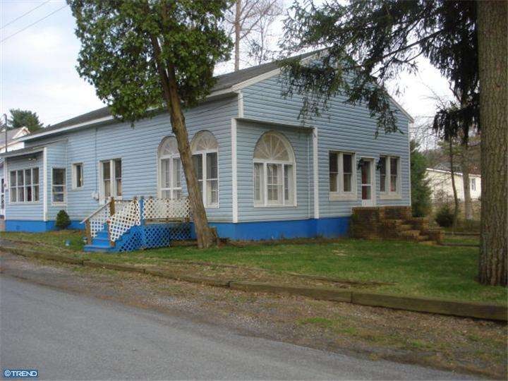 238 Lake Front Dr, Orwigsburg, PA 17961 - photo 1