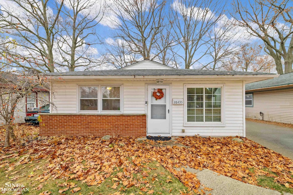 26435 Tawas St, Madison Heights, MI 48071 - photo 1