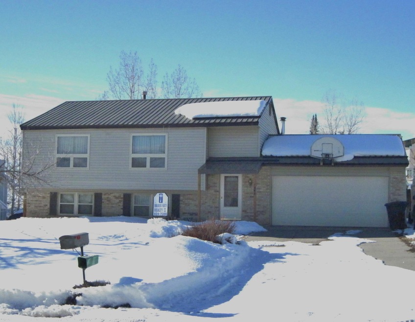 1495 Lecuyer Dr, Craig, CO 81625 - photo 1