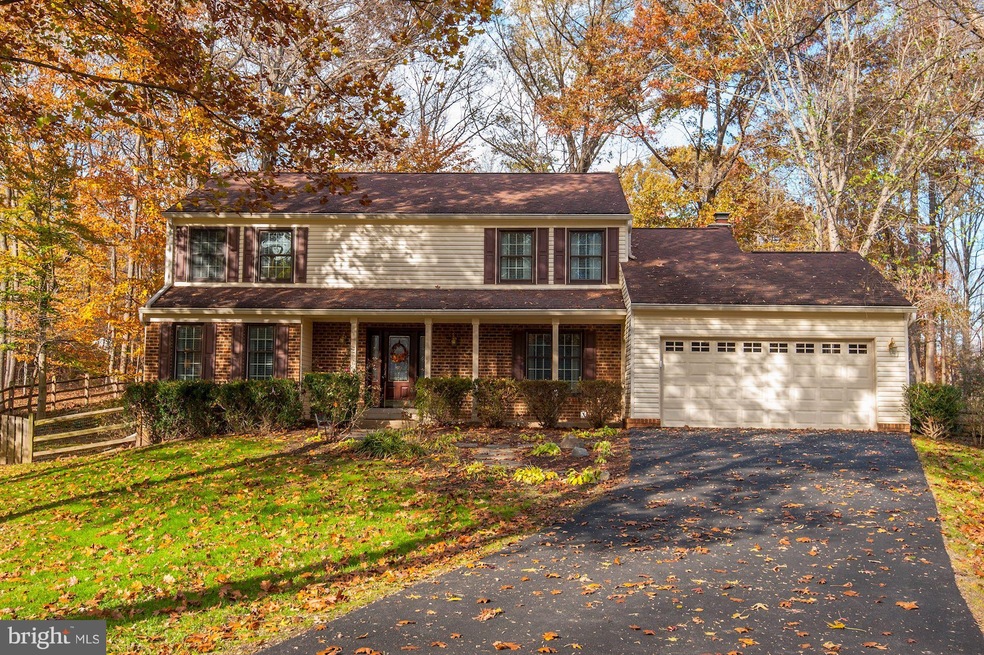 12210 Hollow Tree Ln, Fairfax, VA 22030 - photo 1