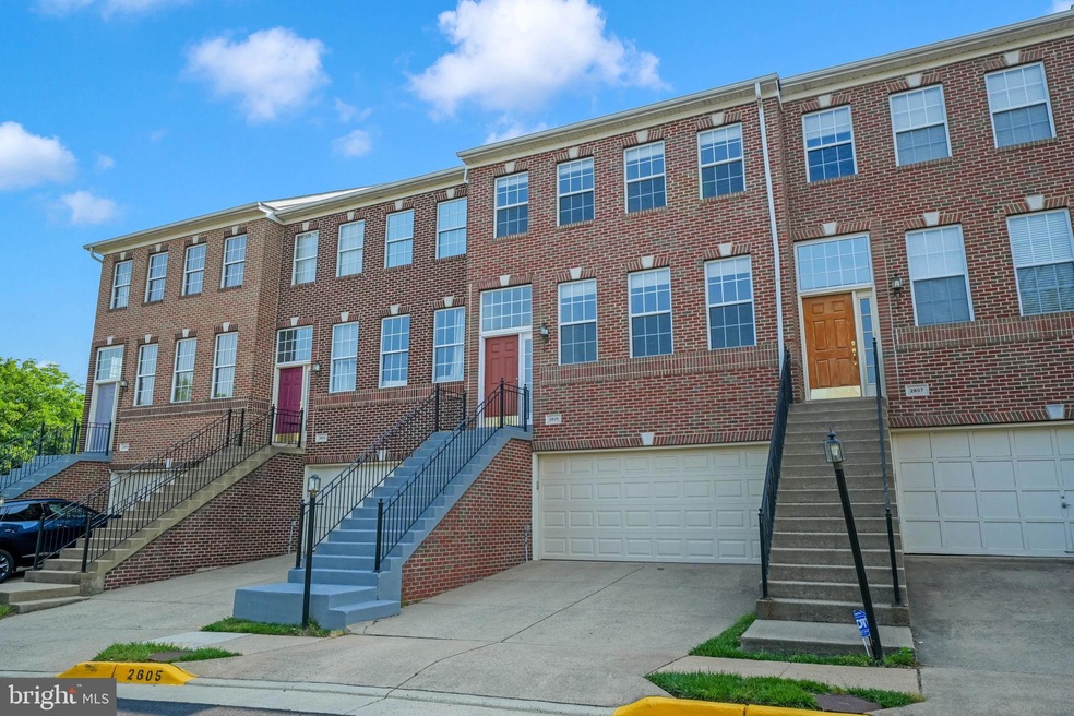 2605 Tarleton Corner Dr, Herndon, VA 20171 - photo 1