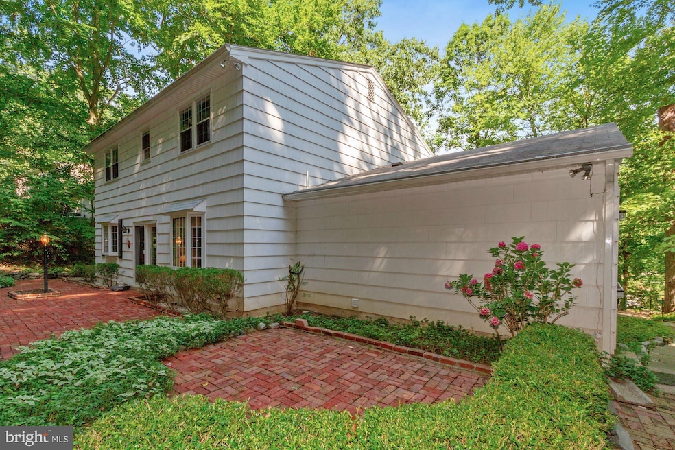 385 Arden Rd, Conshohocken, PA 19428 - photo 1