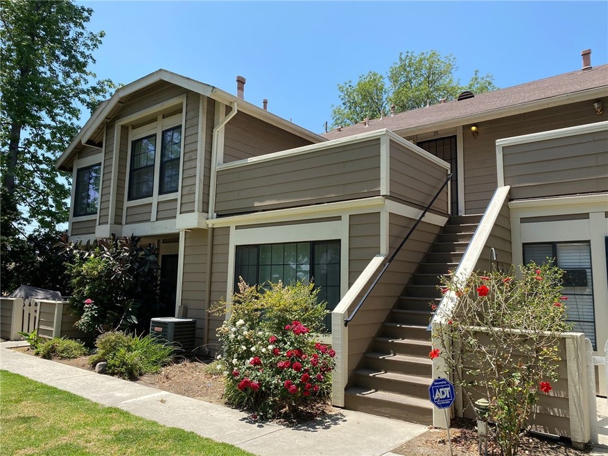 11350 Foothill Blvd unit 35, Sylmar, CA 91342 - photo 1