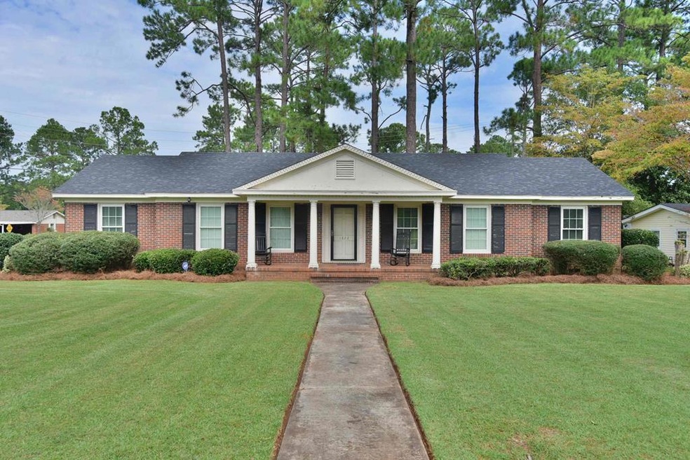 1822 Robinhood Rd, Albany, GA 31707 - photo 1