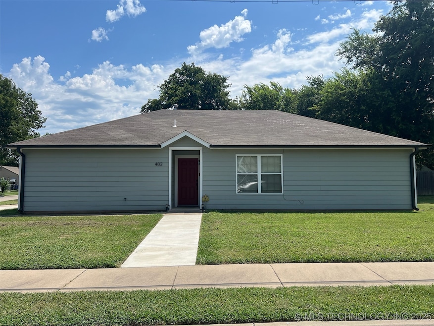 For Rent $1,900/month