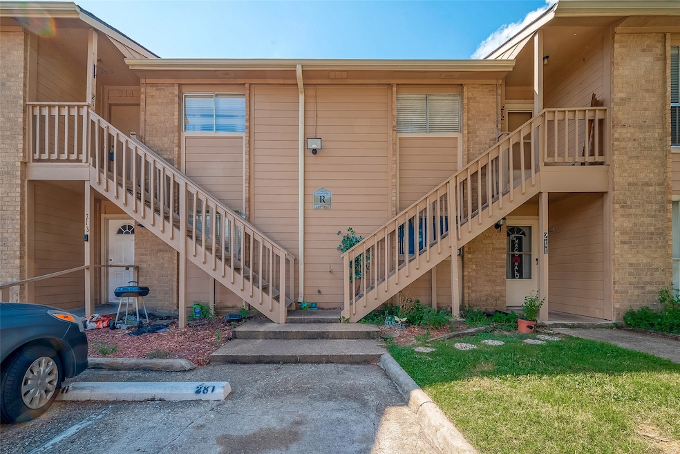 1505 WARD RD #R-214 - TOP LEFT UNIT