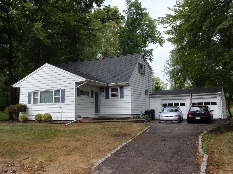 16 Friar Rd, Morris Plains, NJ 07950 - photo 1