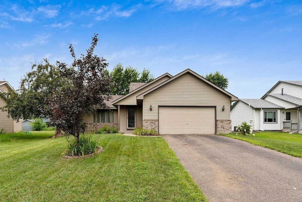 Sold $371,888 • Co-Listing Agent