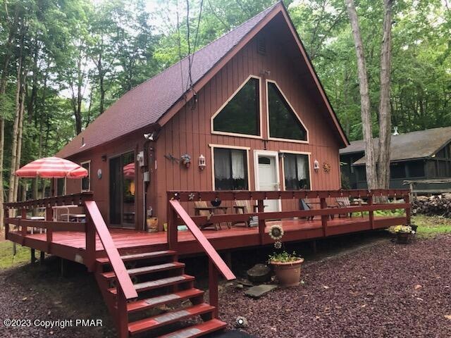 112 Elk Run Rd, Pocono Lake, PA 18347 - photo 1