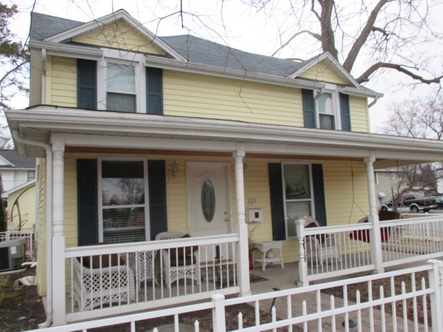 337 E Wilson St, Batavia, IL 60510 - photo 1