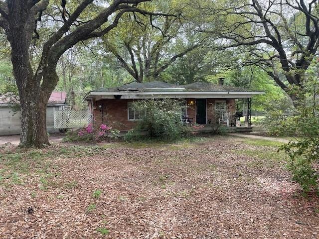 Front view from left side of property