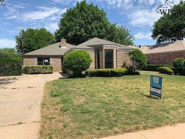 1522 Carol Ln, Wichita Falls, TX 76302 - photo 1