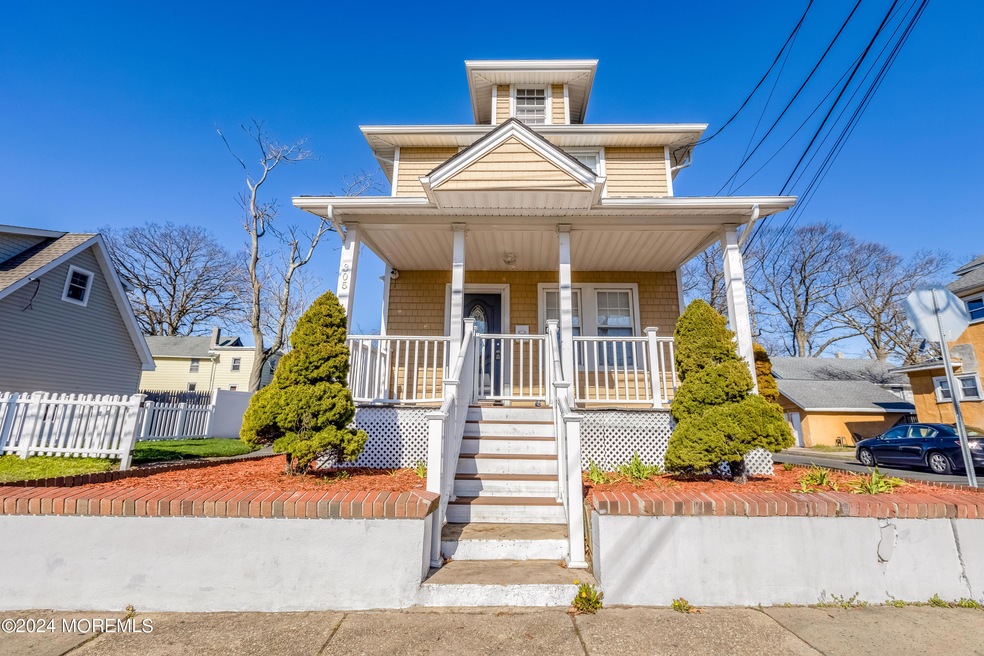 305 Ridge Ave, Asbury Park, NJ 07712 - photo 1