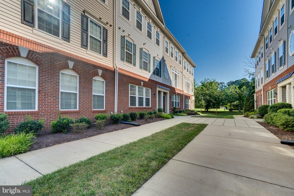 4918 Dane Ridge Cir, Woodbridge, VA 22193 - photo 1