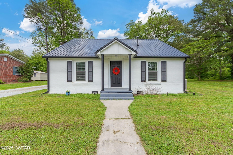 210 E Union St, Gleason, TN 38229 - photo 1