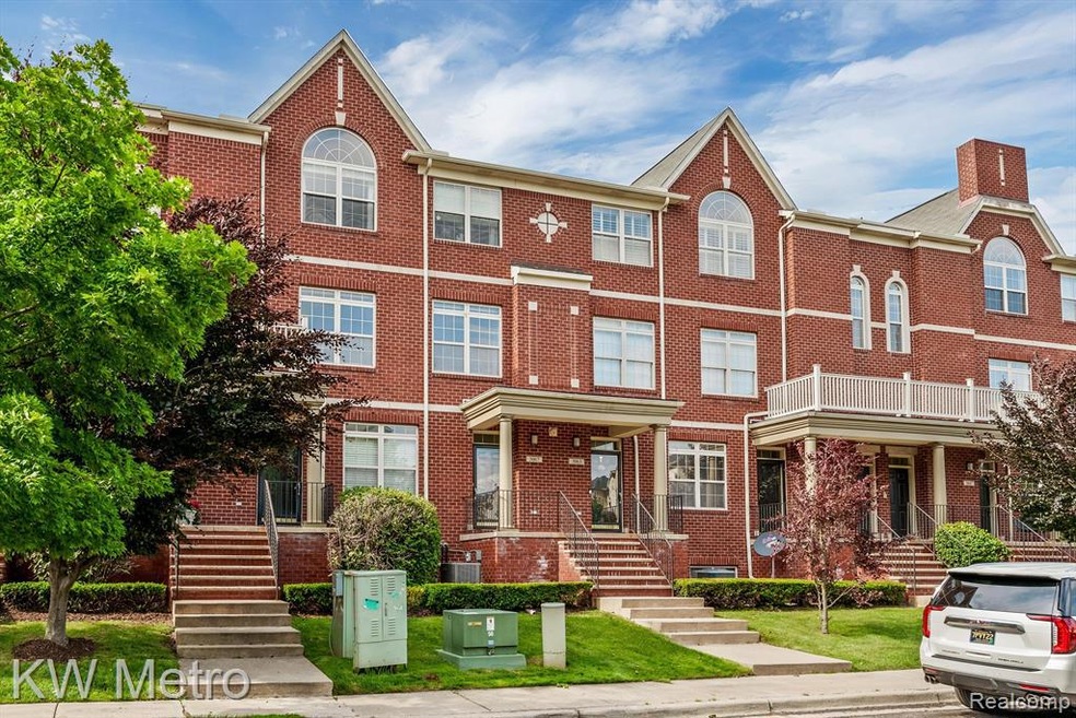 3067 CamdenTroy, MI