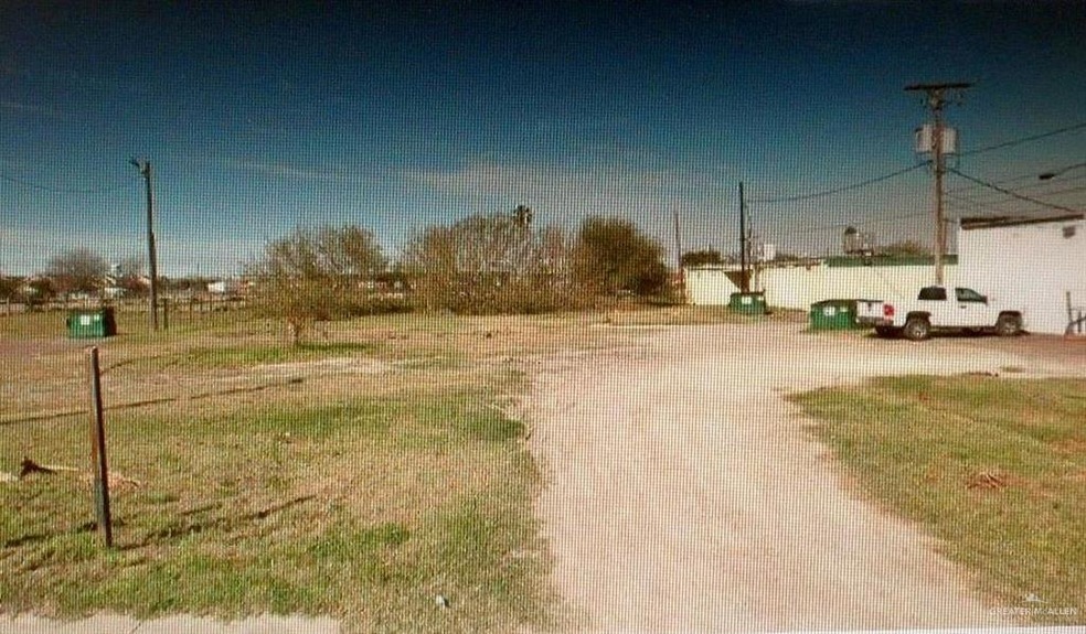 104 W Bell St, Pharr, TX 78577 - photo 1