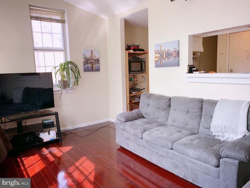 511 S Sharp St unit 2, Baltimore, MD 21201 - photo 1