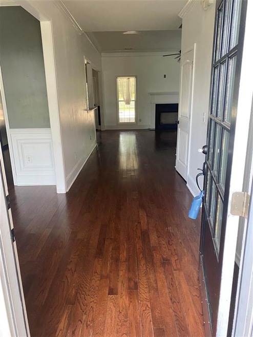 305 Erin Way, Warner Robins, GA 31088 - photo 1