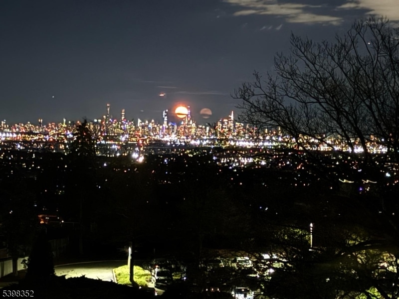 1 Claridge Dr unit 726, Verona, NJ 07044 - photo 1