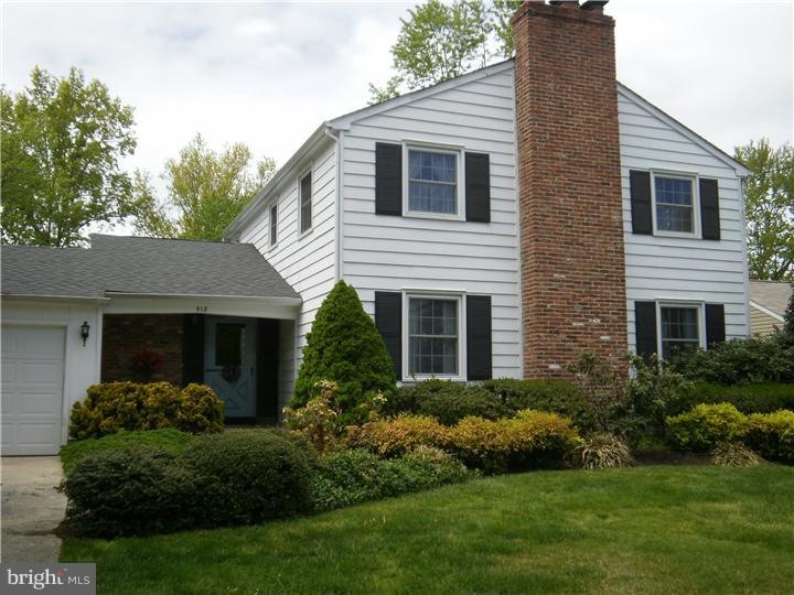 518 Covered Bridge Rd, Cherry Hill, NJ 08034 - photo 1