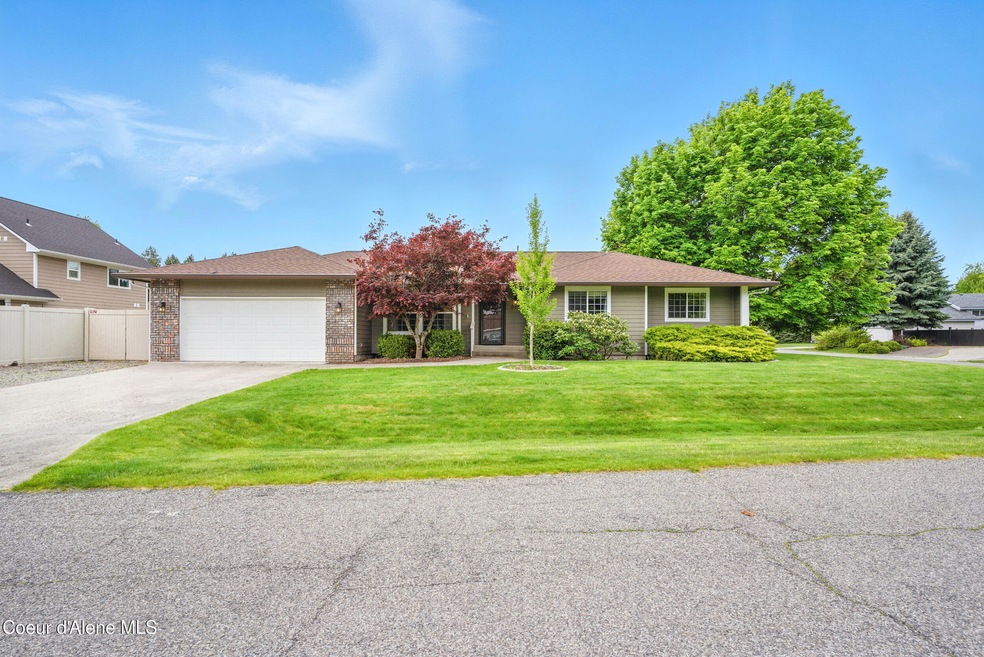 536 E Cloverleaf Dr, Hayden, ID 83835 - photo 1