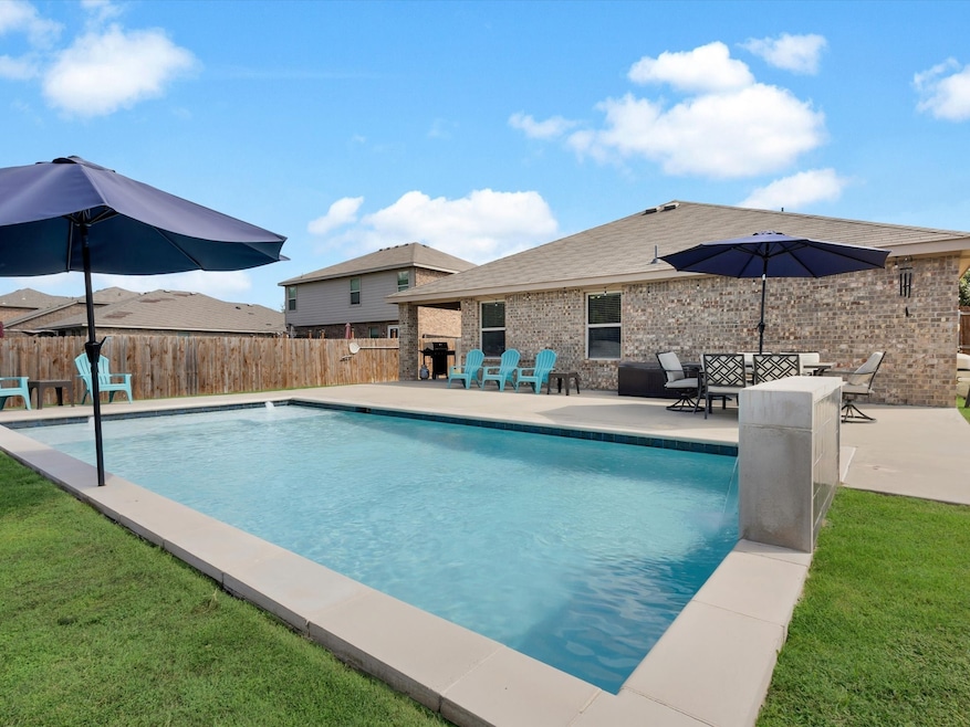 Under Contract $329,000