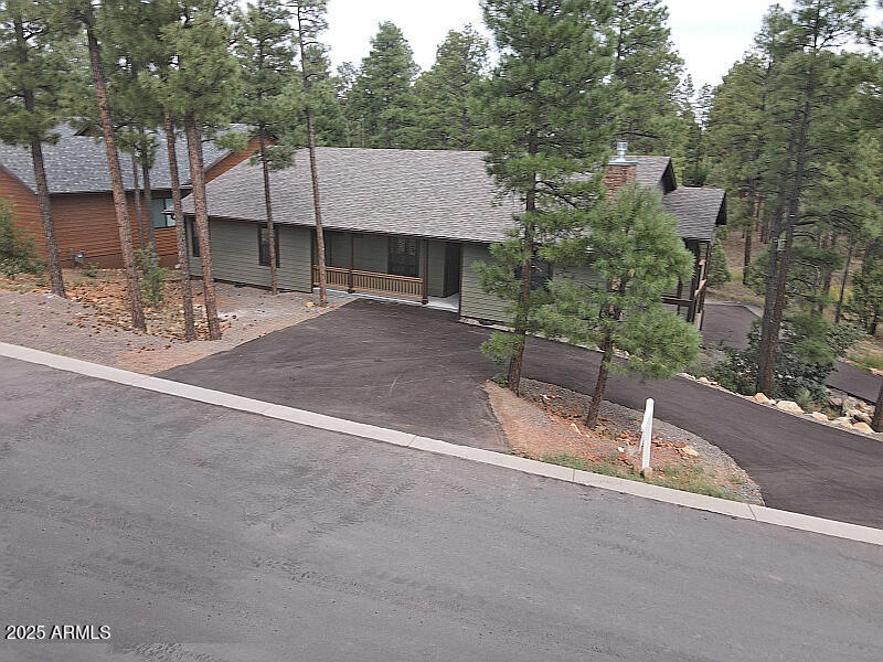 Custom Home with no HOA